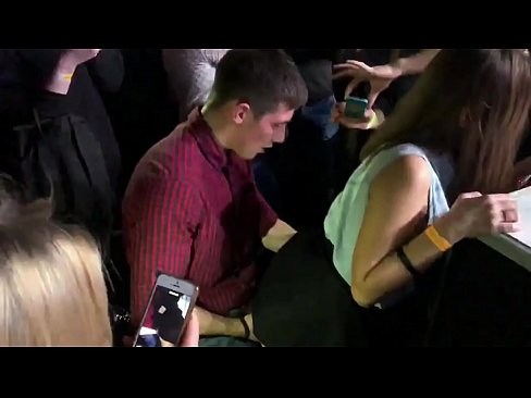 ❤️ Истински секс в руски нощен клуб. 18-годишно руско момиче анално и вагинално прецакано в нощен клуб ️ Качествен секс в bg.rionews.top ❌️